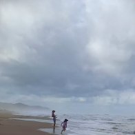 Beach_1.jpg