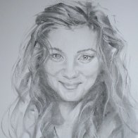 7_a_Gentle_smile_charcoal_Helen_Lundquist.jpg